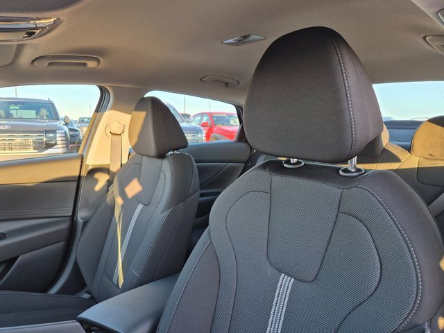 New 2026 Hyundai Elantra SE image 21