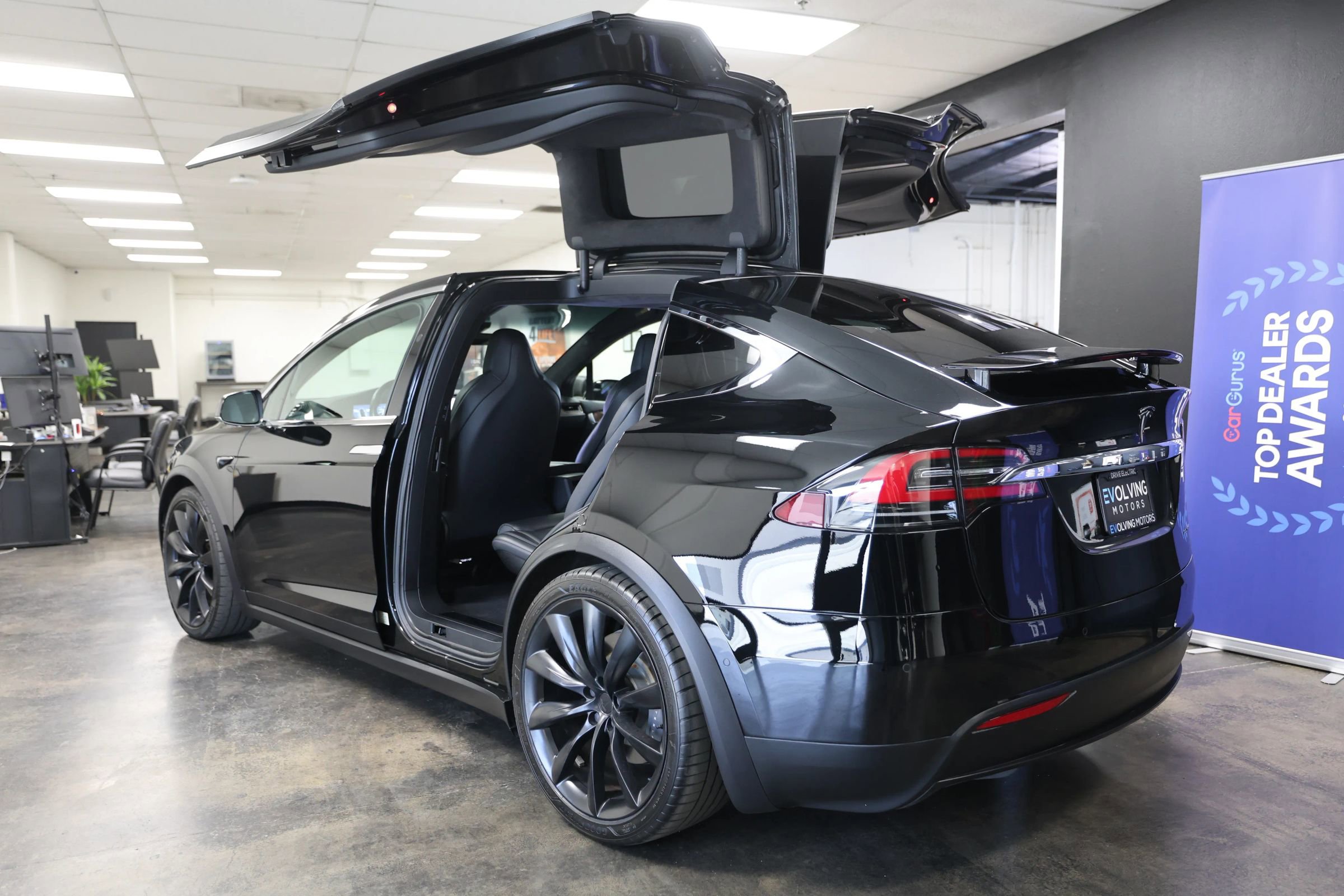 Used 2019 Tesla Model X Long Range AWD/4WD image 12