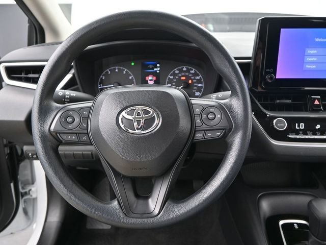 Used 2025 Toyota Corolla LE w/ Convenience Package image 5