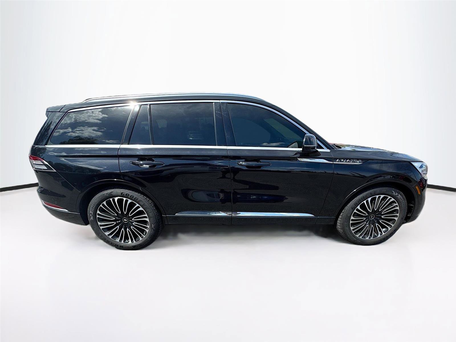 Used 2023 Lincoln Aviator Black Label w/ Dynamic Handling Package AWD/4WD image 7