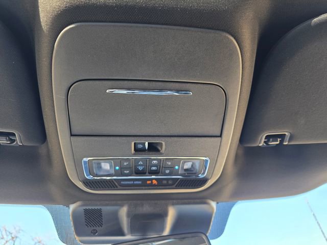 Used 2025 Ford F150 Lariat w/ Equipment Group 502A High image 32