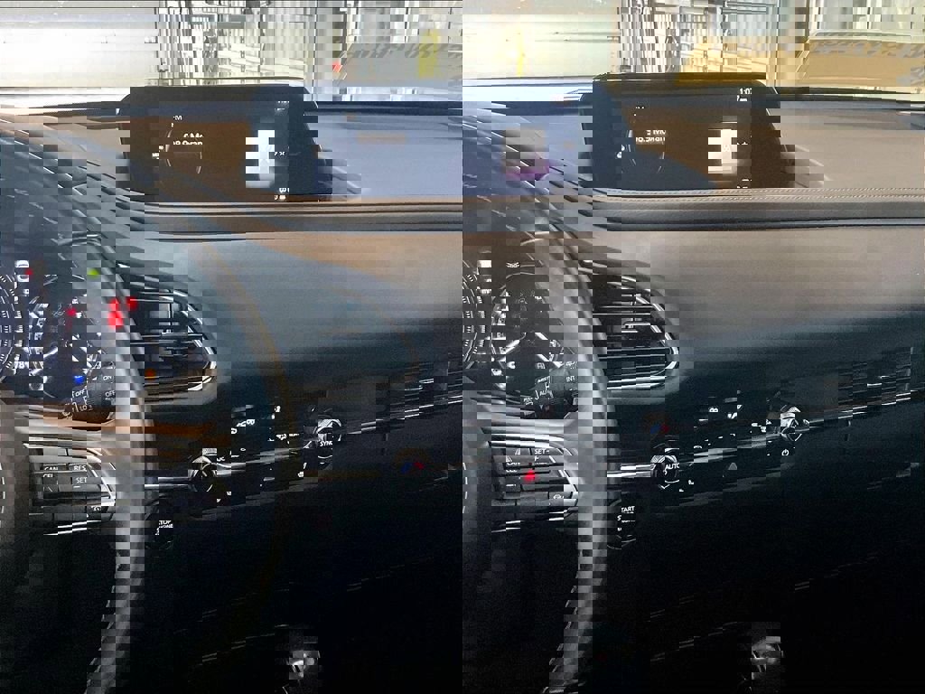 Used 2025 MAZDA CX-30 AWD 2.5 S w/ Preferred Package image 18