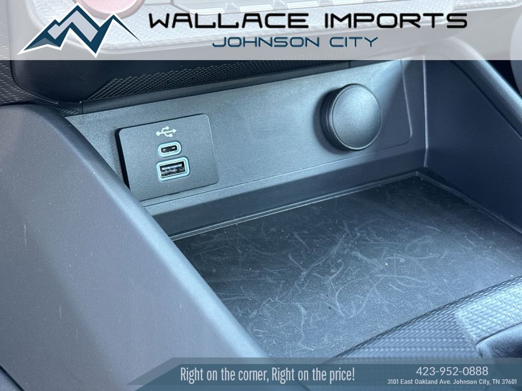 Used 2025 Ford Mustang GT RWD image 27