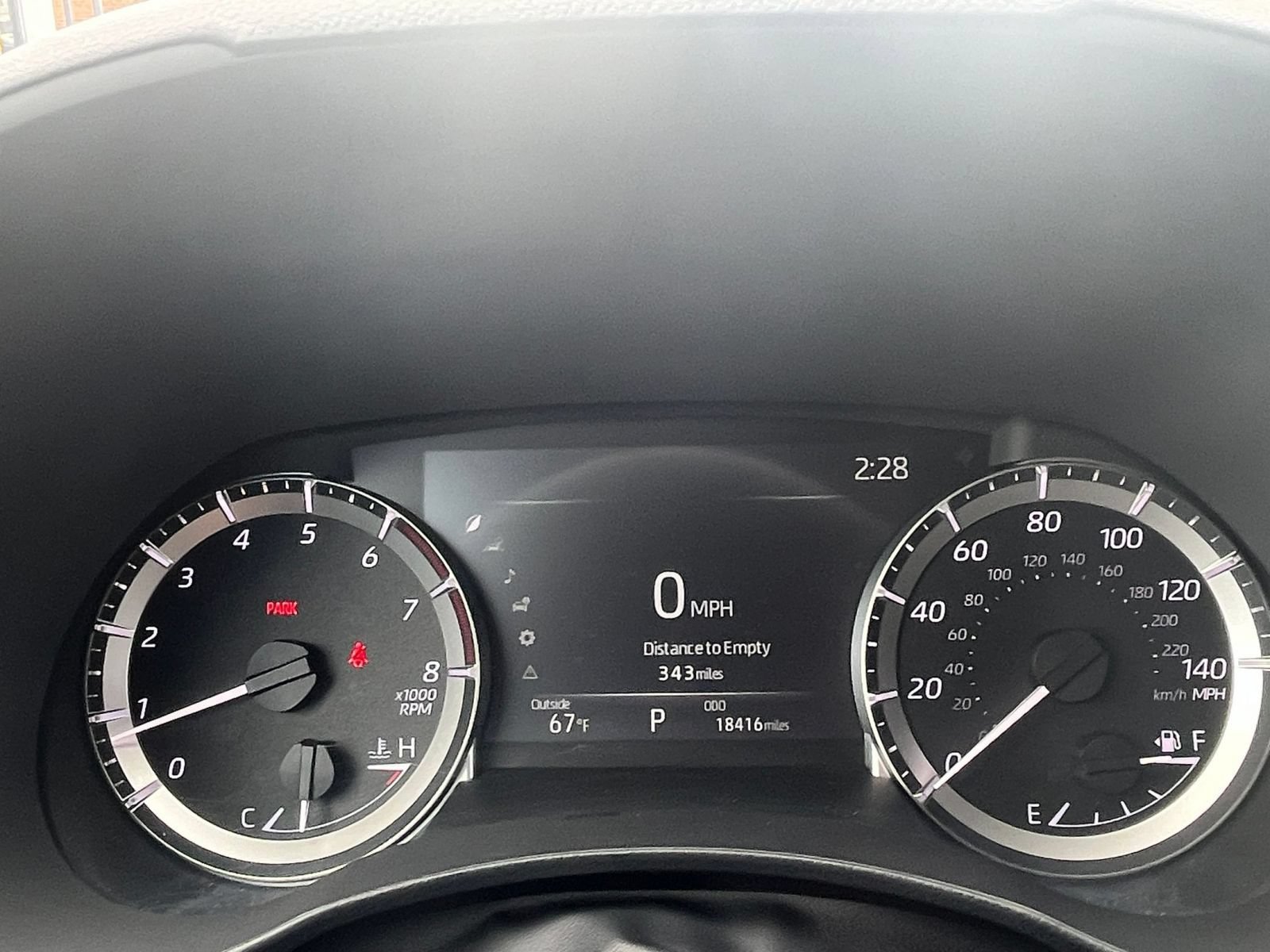 Used 2025 Toyota Highlander LE FWD image 42