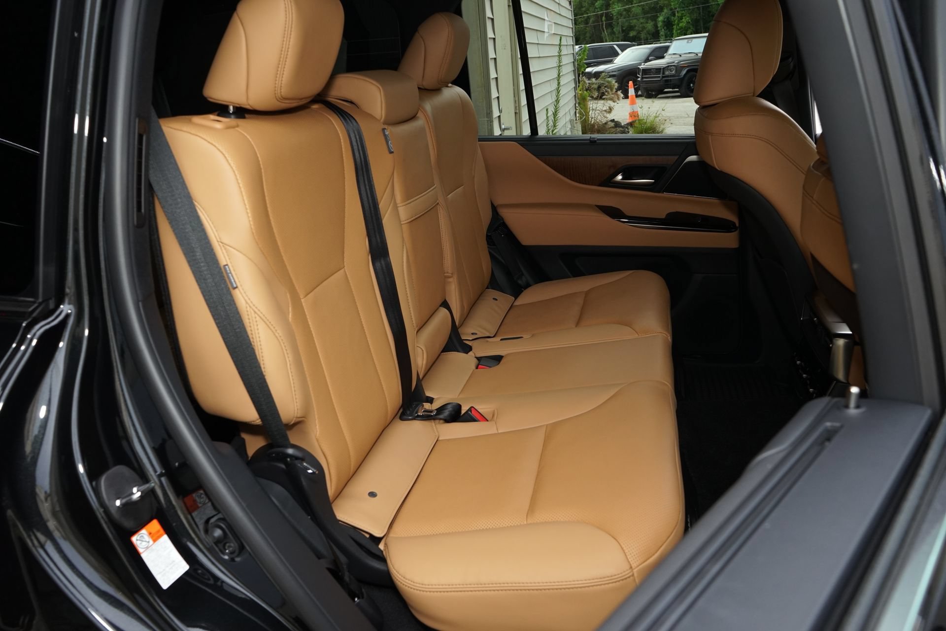 Used 2026 Lexus LX 700h Luxury AWD/4WD image 22
