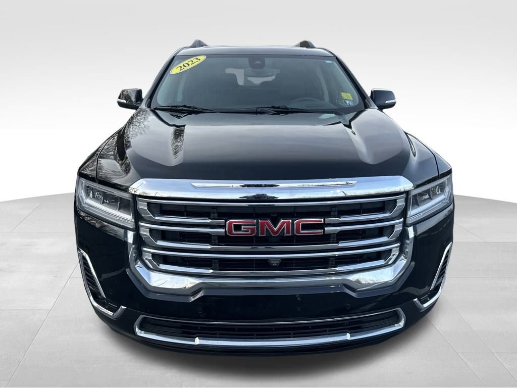 Used 2023 GMC Acadia SLT w/ Technology Package image 8