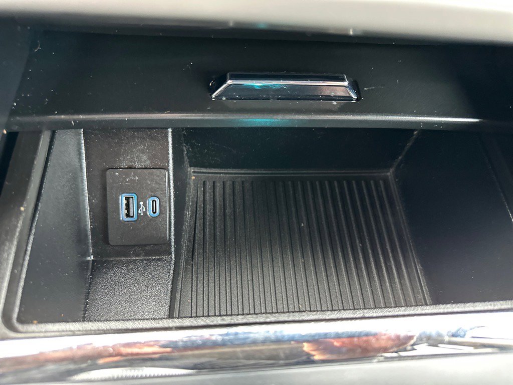 Used 2022 Ford Expedition XLT image 37