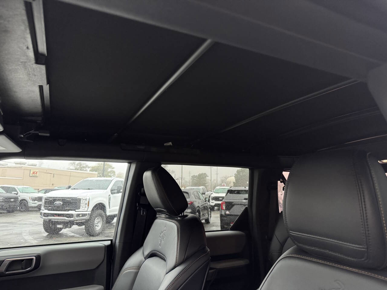 Used 2023 Ford Bronco Badlands image 17