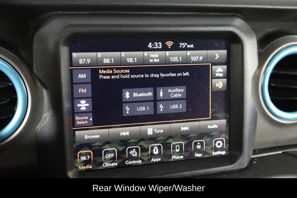 Used 2023 Jeep Wrangler Unlimited Rubicon 4xe w/ Cold Weather Group AWD/4WD image 29