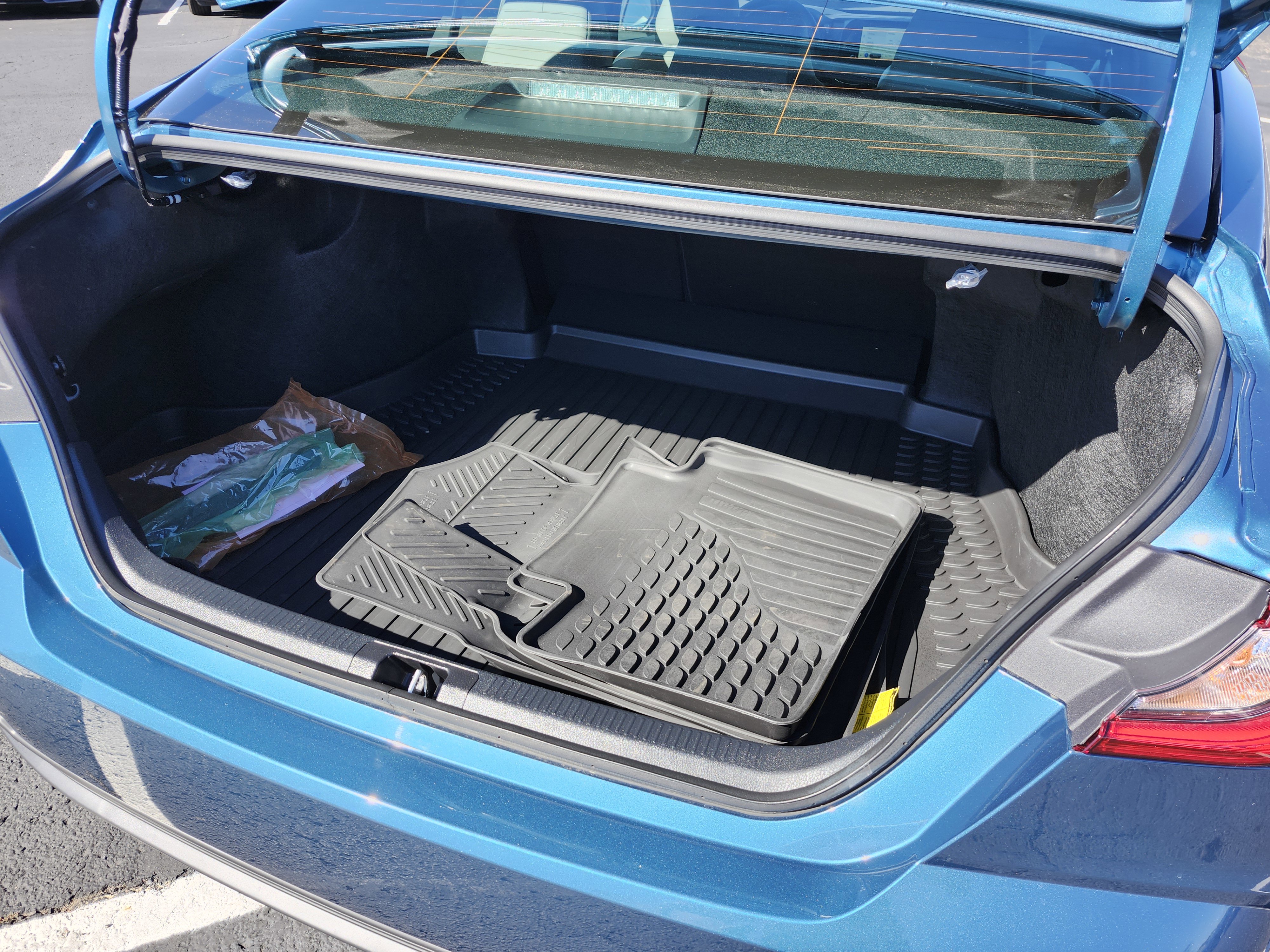 Used 2025 Toyota Camry LE image 17