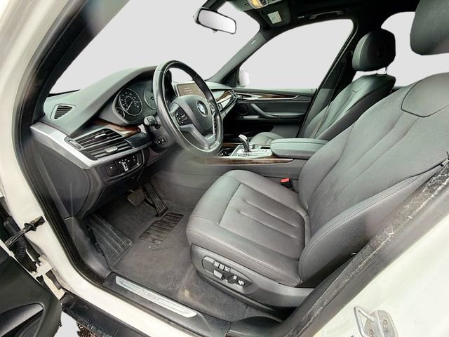 Used 2018 BMW X5 xDrive35i w/ M Sport Package image 21