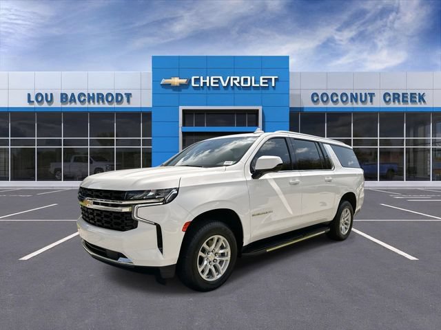 Used 2021 Chevrolet Suburban LS RWD image 4
