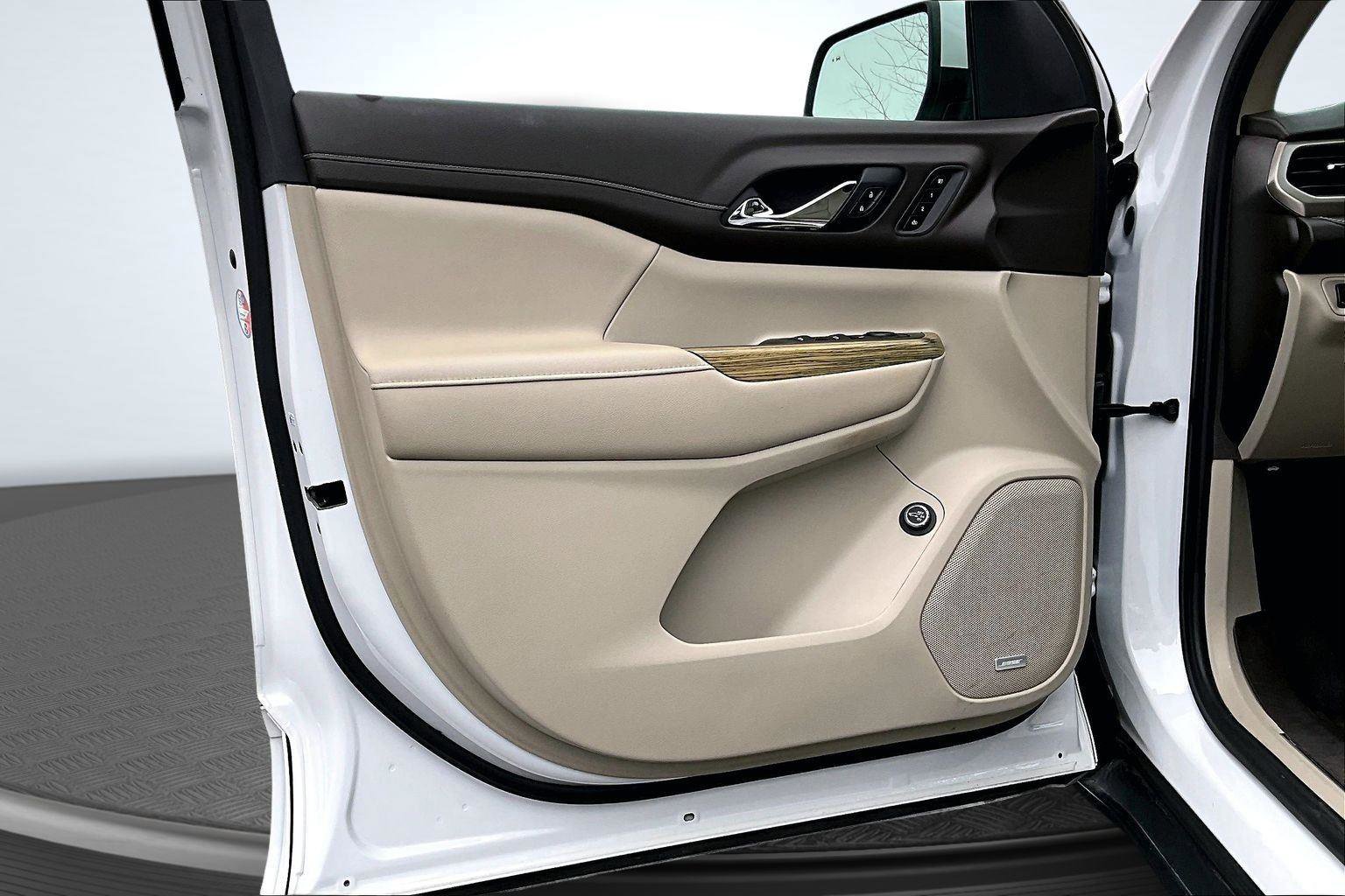 Used 2019 GMC Acadia Denali w/ Technology Package image 23