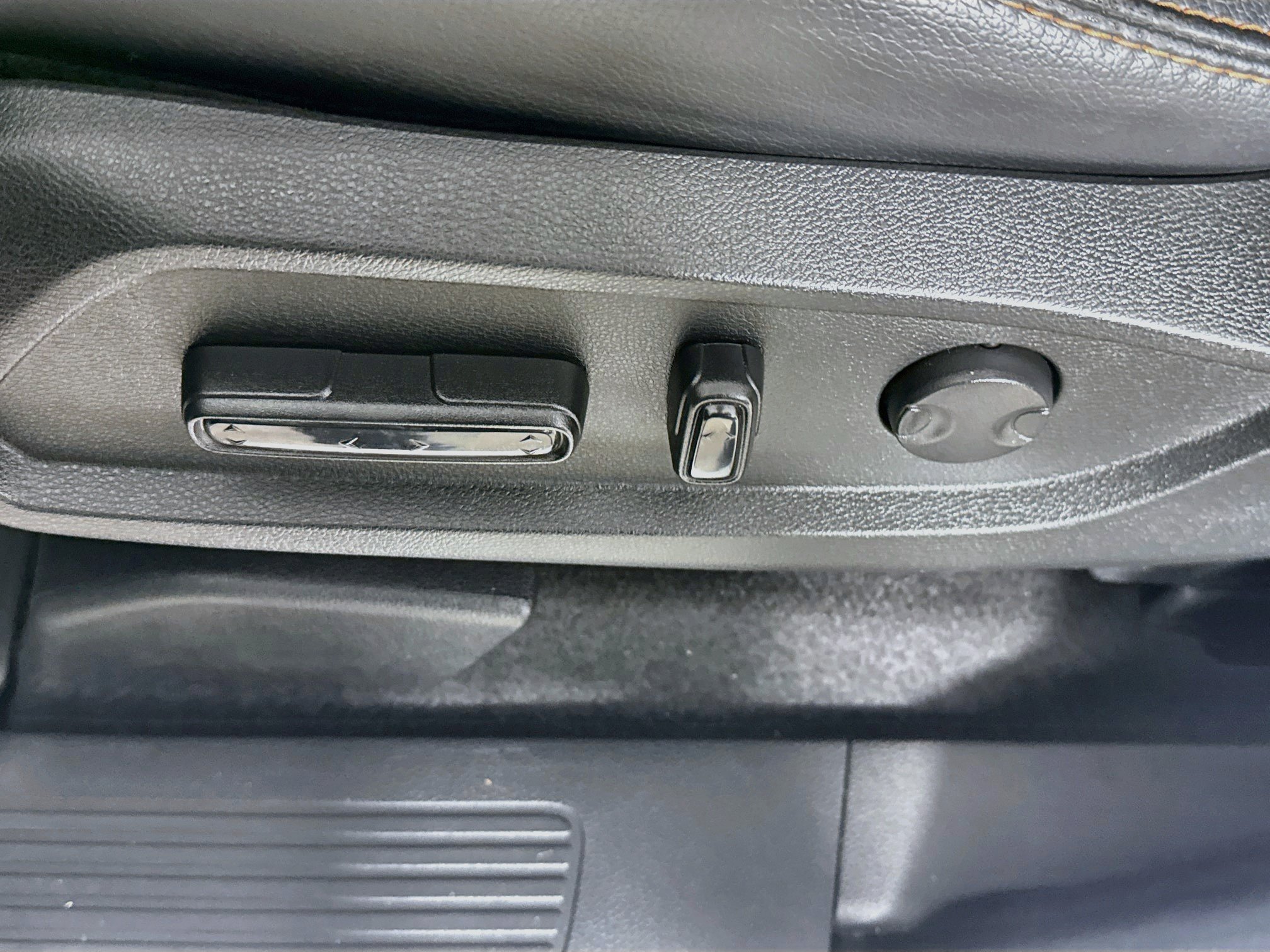 Certified 2025 Honda Pilot TrailSport image 22