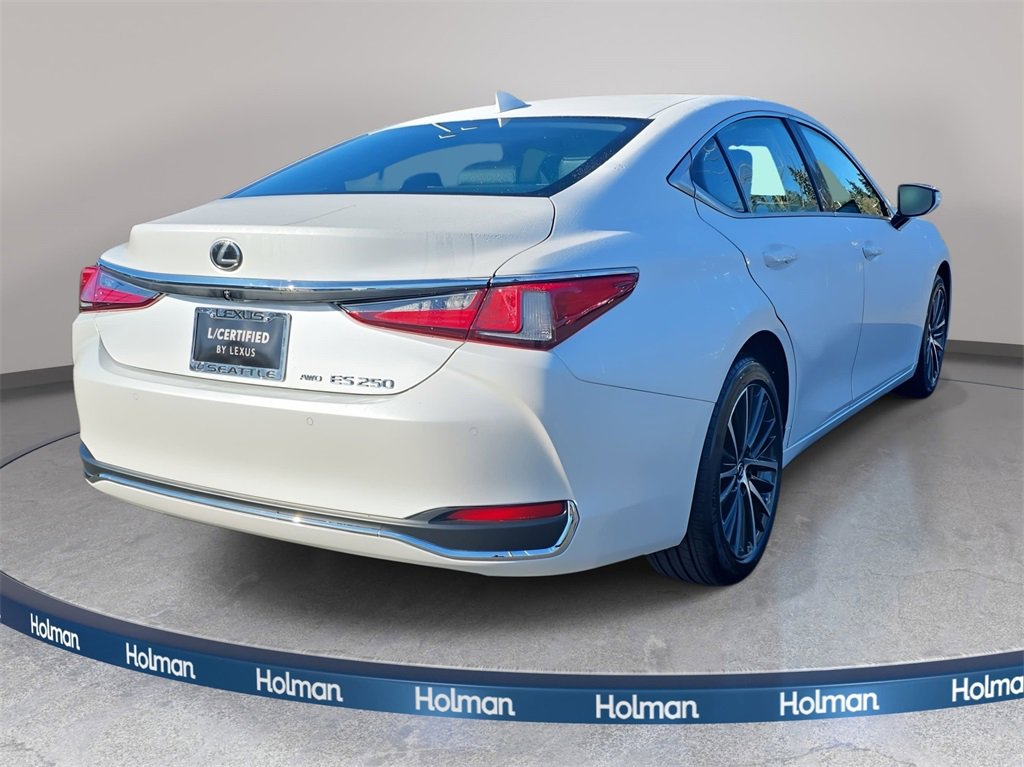 Used 2024 Lexus ES 250 w/ Premium Package image 5