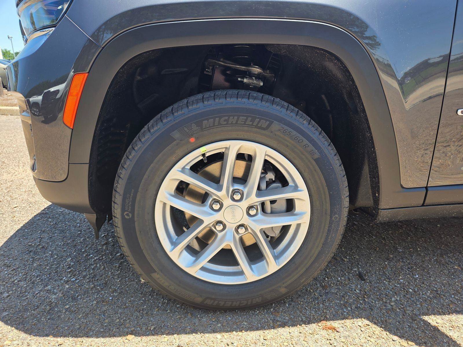 New 2026 Jeep Grand Cherokee Laredo X RWD image 21