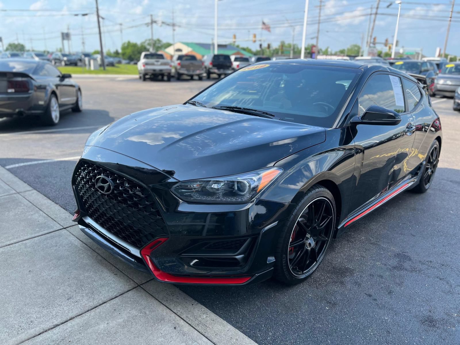 Used 2019 Hyundai Veloster N N w/ Performance Package FWD image 2