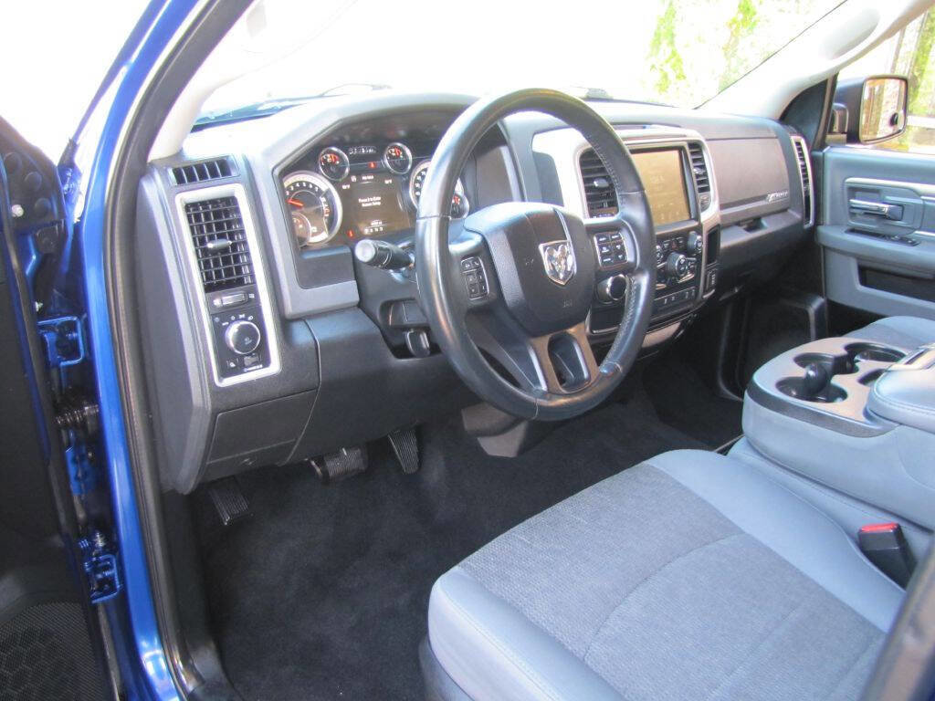 Used 2017 RAM 1500 Big Horn image 13