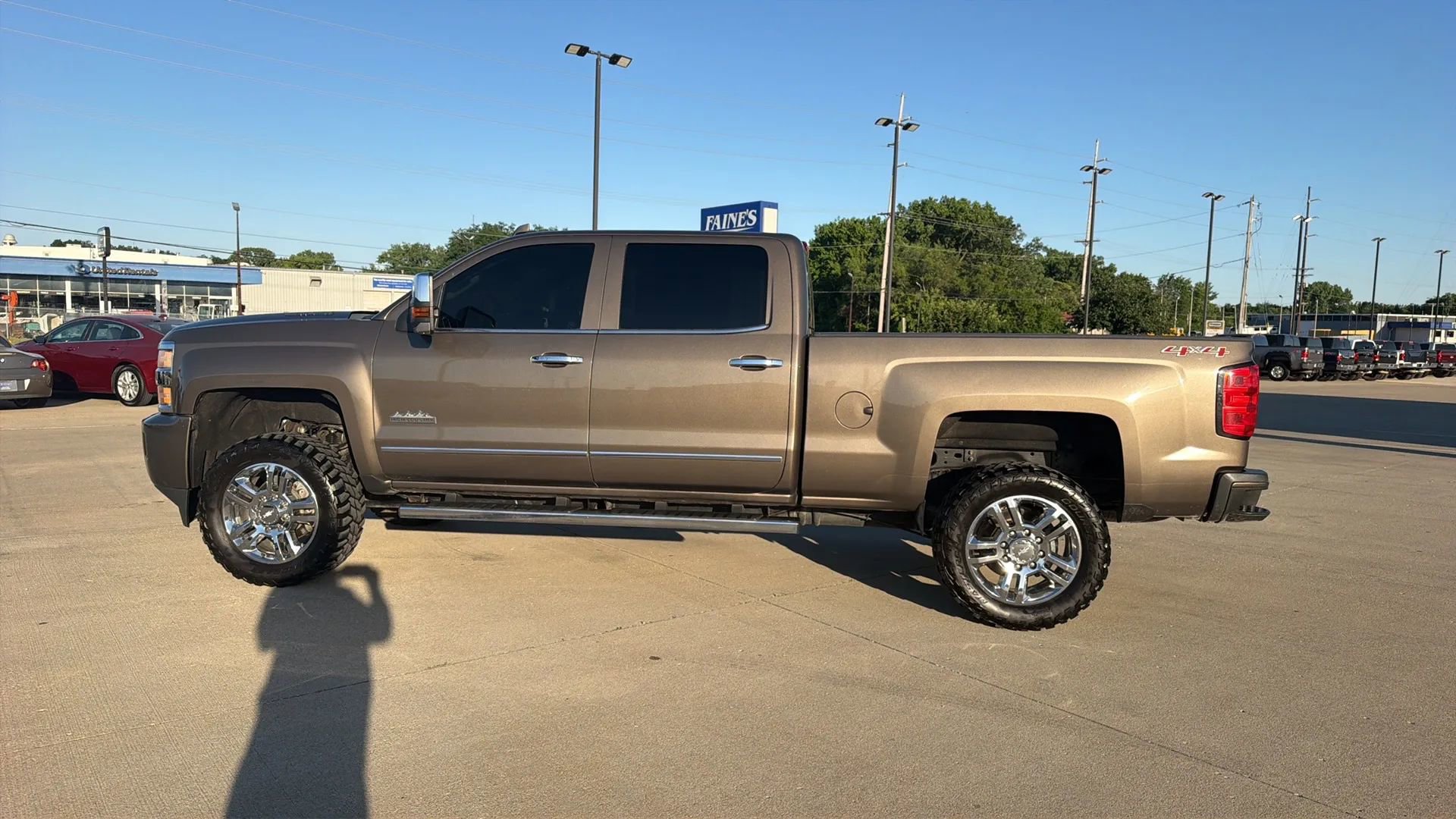 Used 2015 Chevrolet Silverado 2500 High Country w/ Duramax Plus Package AWD/4WD image 11