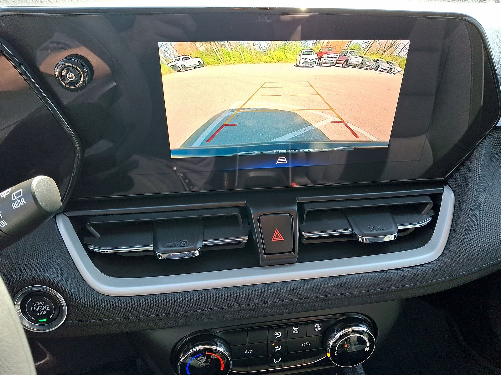 Used 2025 Chevrolet TrailBlazer LS FWD image 15