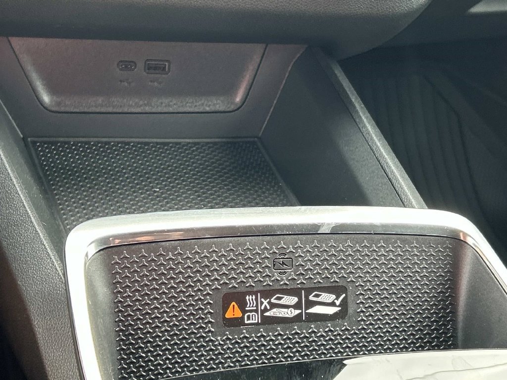 New 2027 Chevrolet Equinox LT w/ Convenience Package II FWD image 20