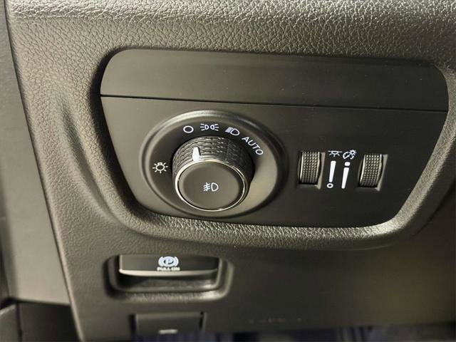 Certified 2022 Jeep Grand Cherokee Summit image 27