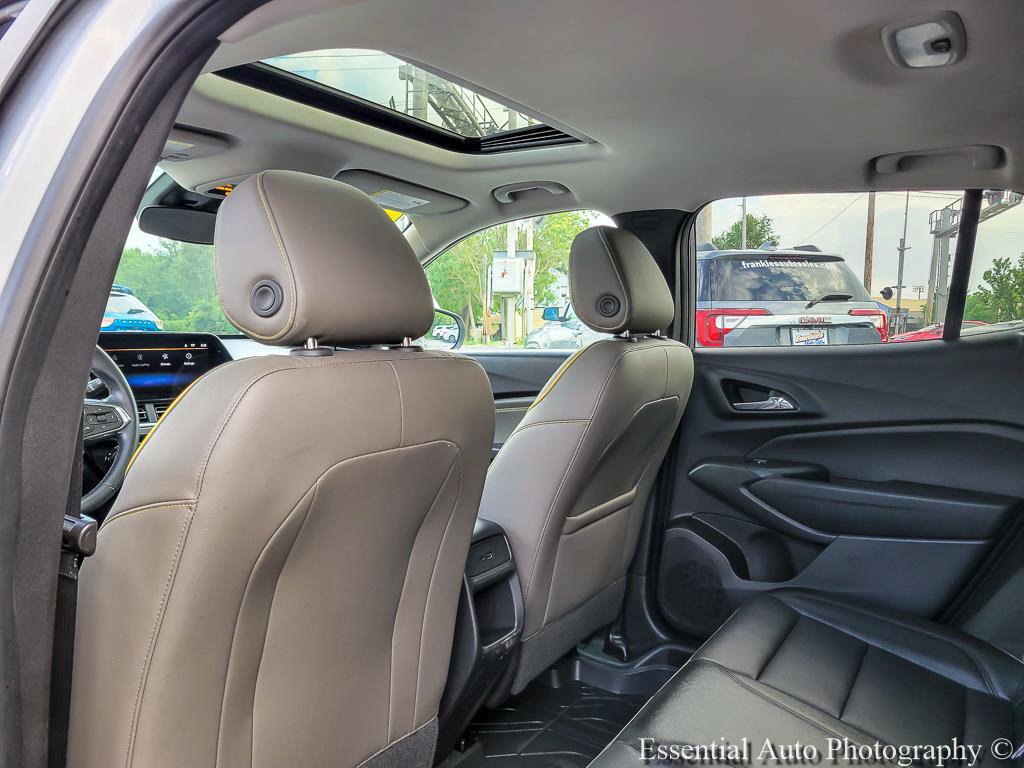 Used 2024 Chevrolet Trax ACTIV w/ Sunroof Package FWD image 13