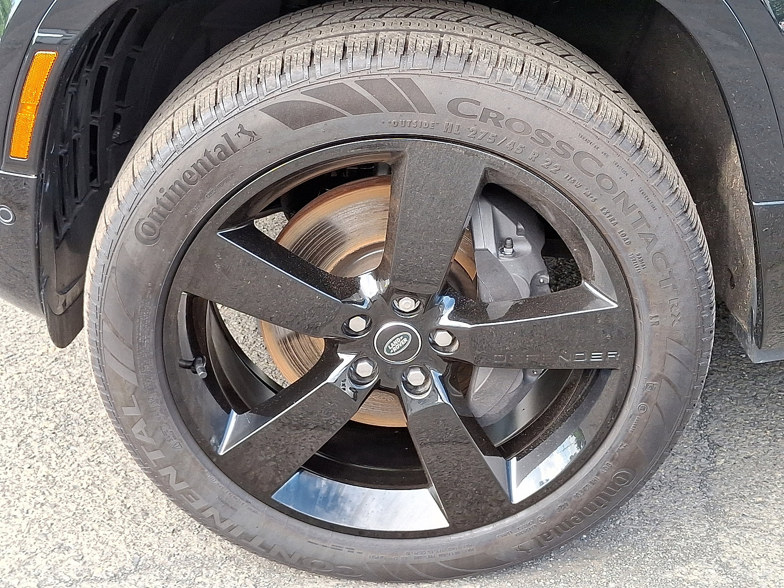 Certified 2025 Land Rover Defender 130 X-Dynamic SE image 9