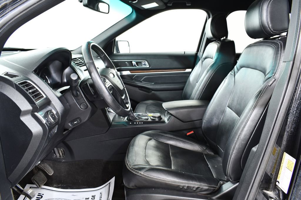 Used 2016 Ford Explorer Limited AWD/4WD image 6