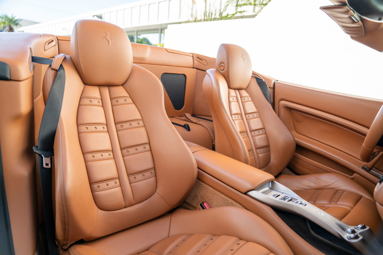 Used 2013 Ferrari California image 36