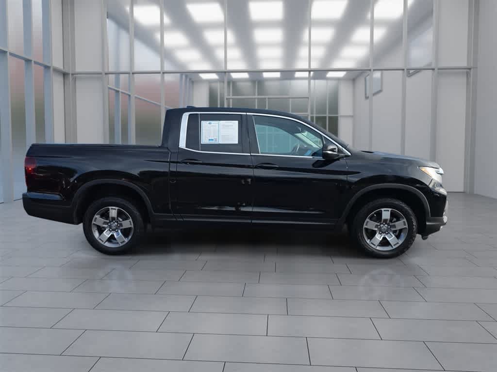 Certified 2024 Honda Ridgeline RTL image 2