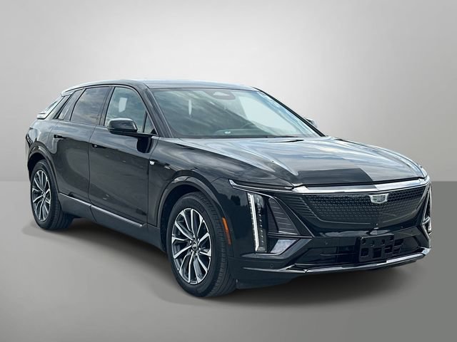 Certified 2024 Cadillac Lyriq Sport w/ LPO, Floor Liner Package AWD/4WD image 25
