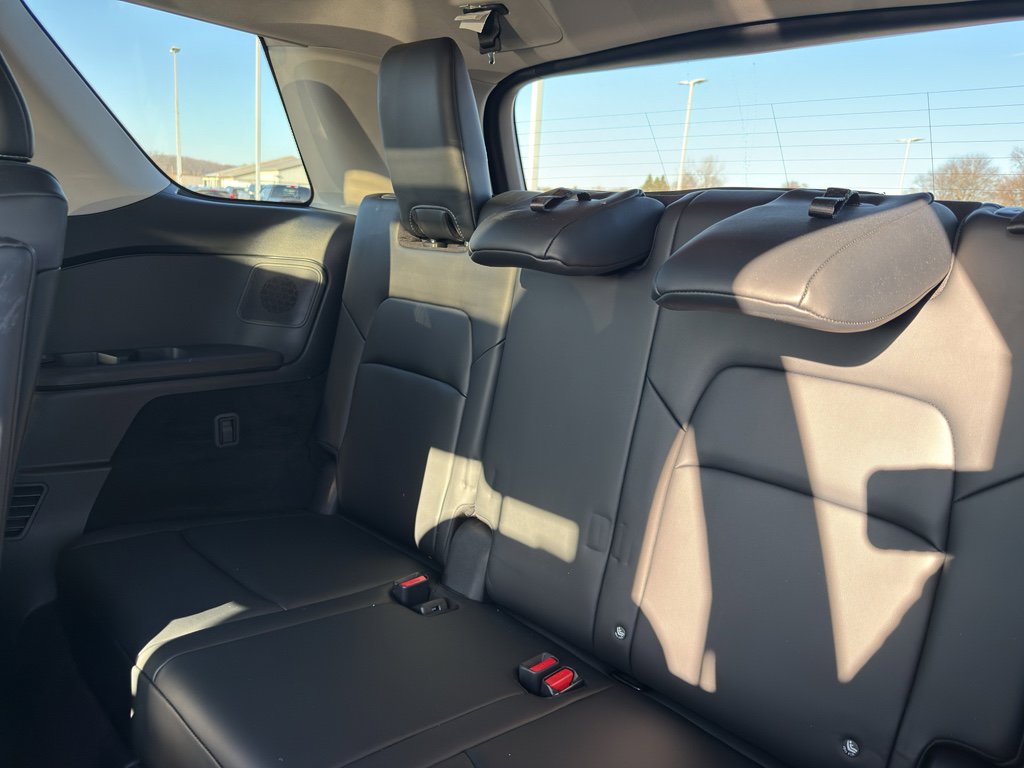 Certified 2023 Nissan Pathfinder Platinum image 36