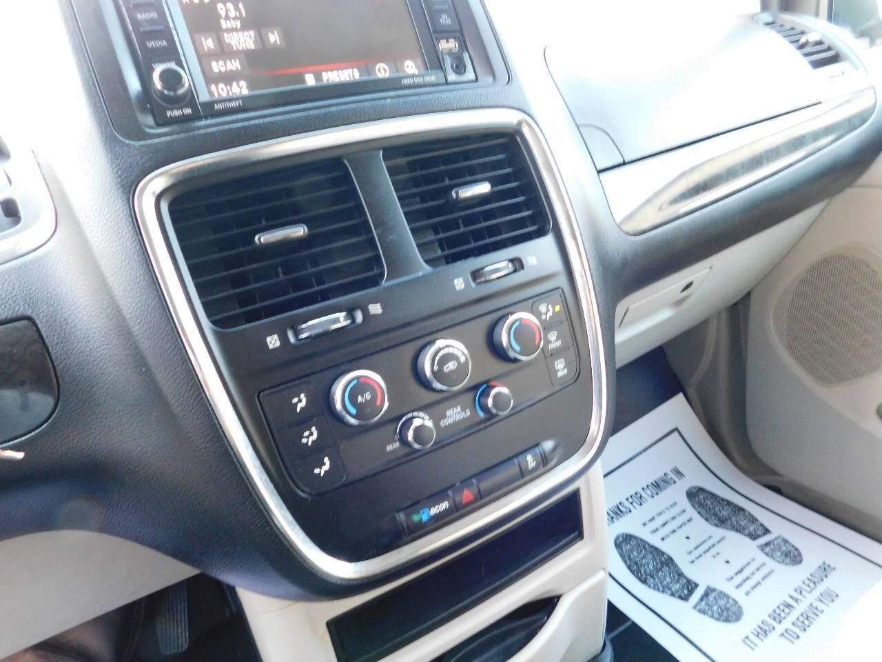 Used 2017 Dodge Grand Caravan SE w/ Power Window Group image 27