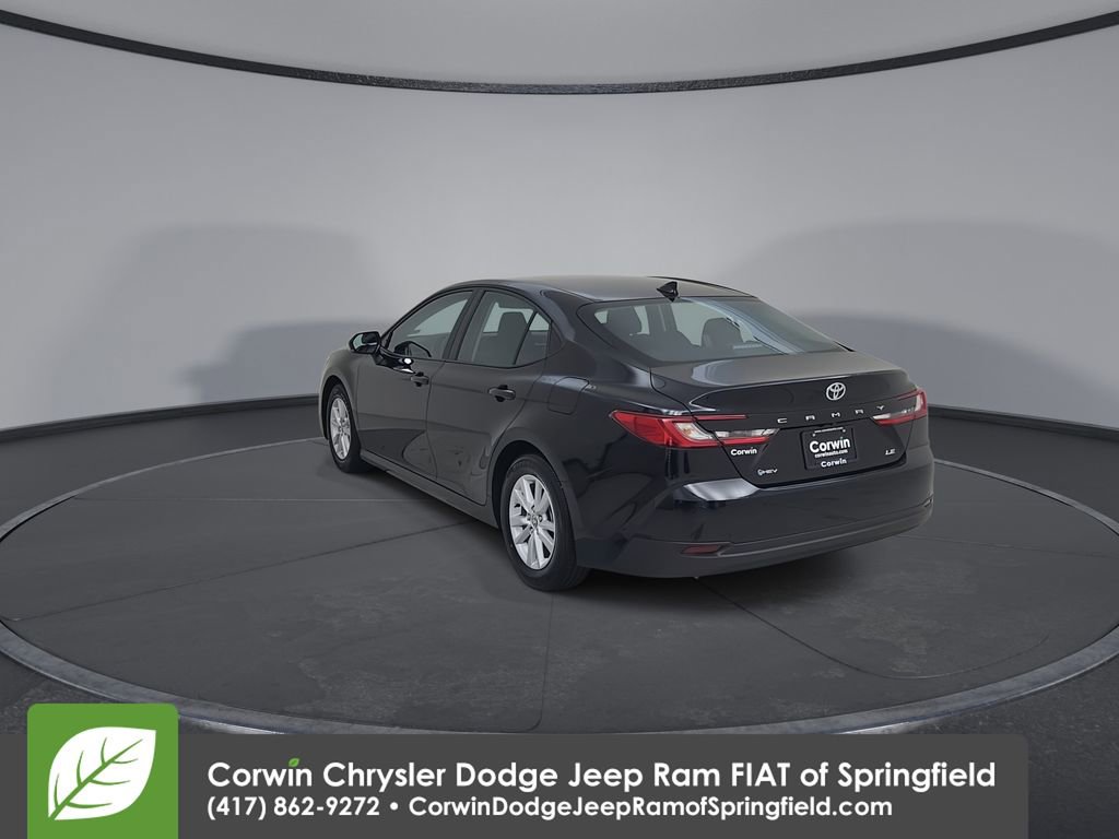 Used 2025 Toyota Camry LE image 11