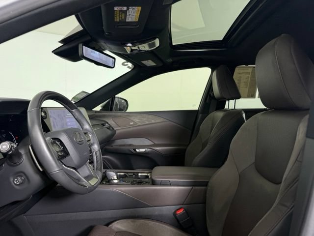 Certified 2023 Lexus RX 350 FWD w/ Accessory Package (Z1) image 26