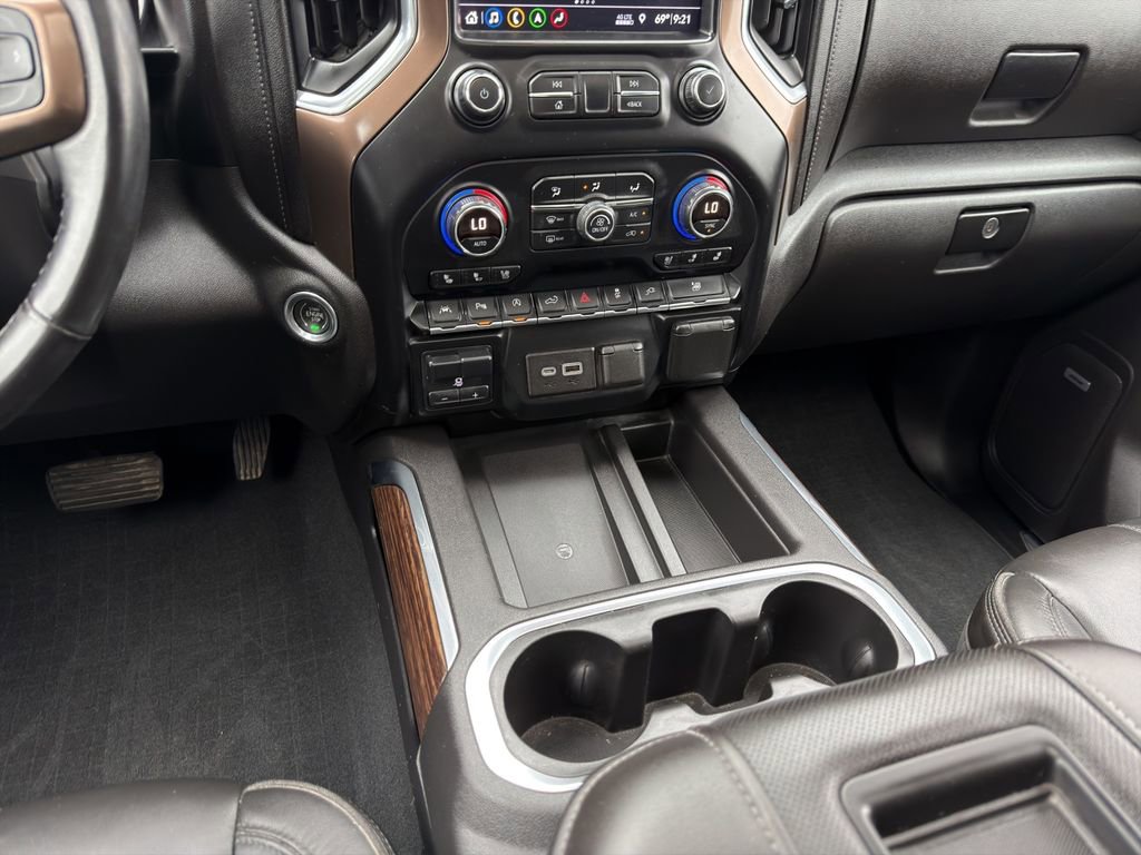Used 2019 Chevrolet Silverado 1500 High Country AWD/4WD image 15