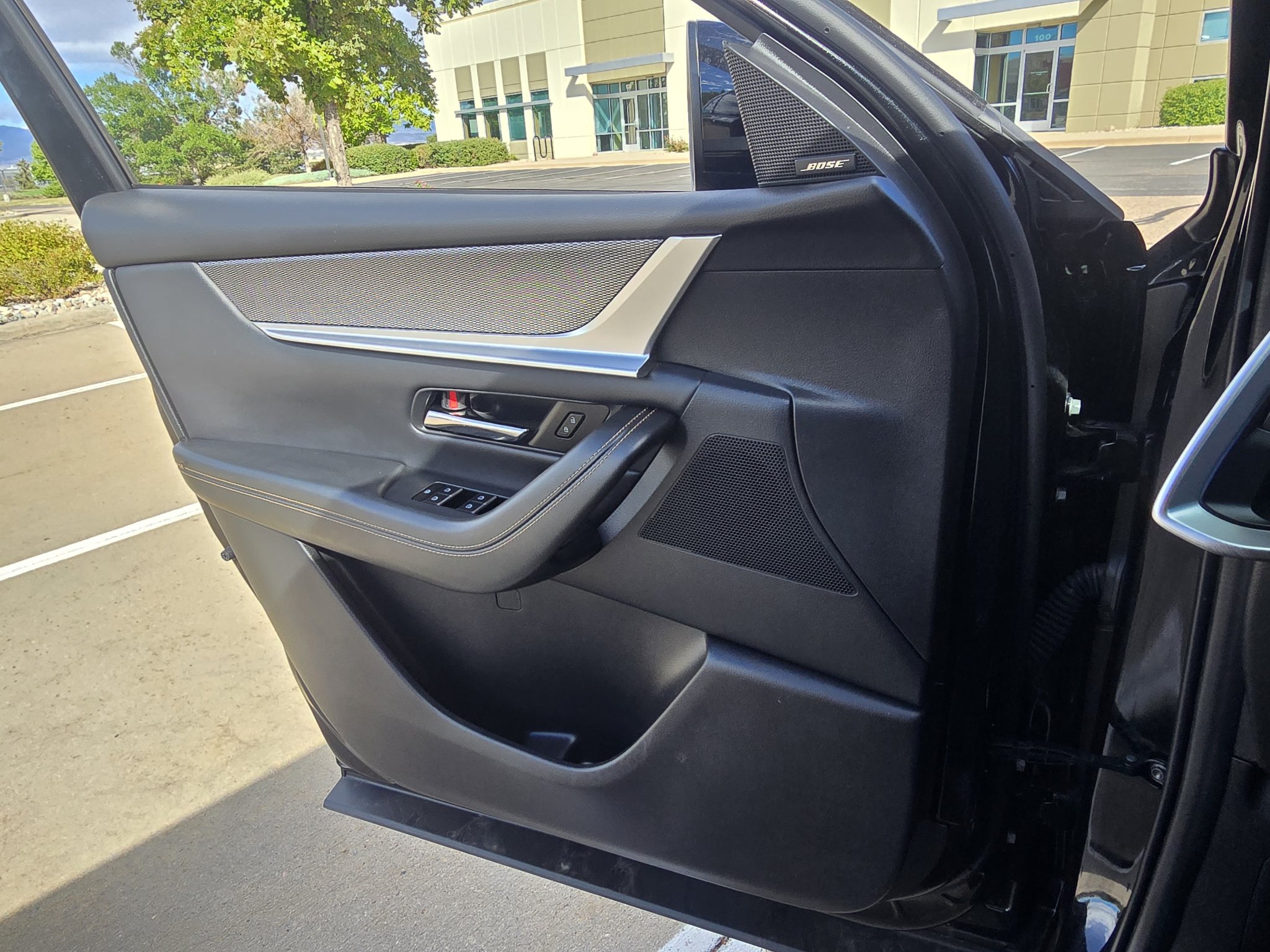 Used 2025 MAZDA CX-70 Plug-In Hybrid w/ Premium Pkg AWD/4WD image 19