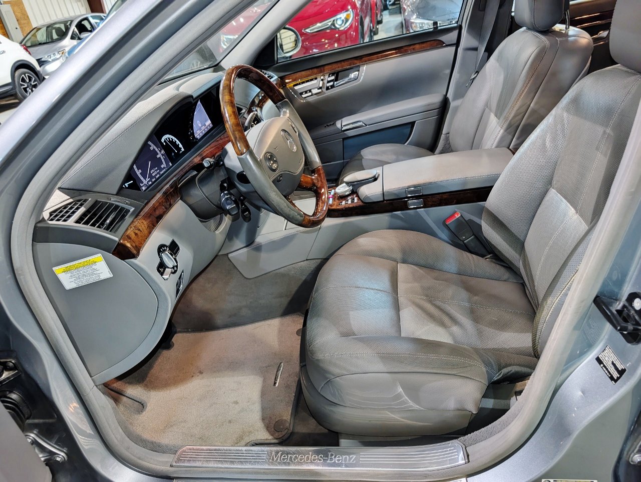 Used 2008 Mercedes-Benz S 550 4MATIC image 17
