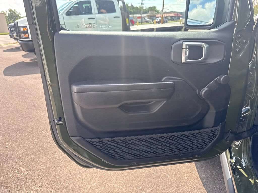 Used 2021 Jeep Wrangler Unlimited Sport AWD/4WD image 12