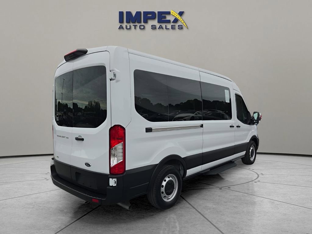 Used 2024 Ford Transit 350 XL image 5