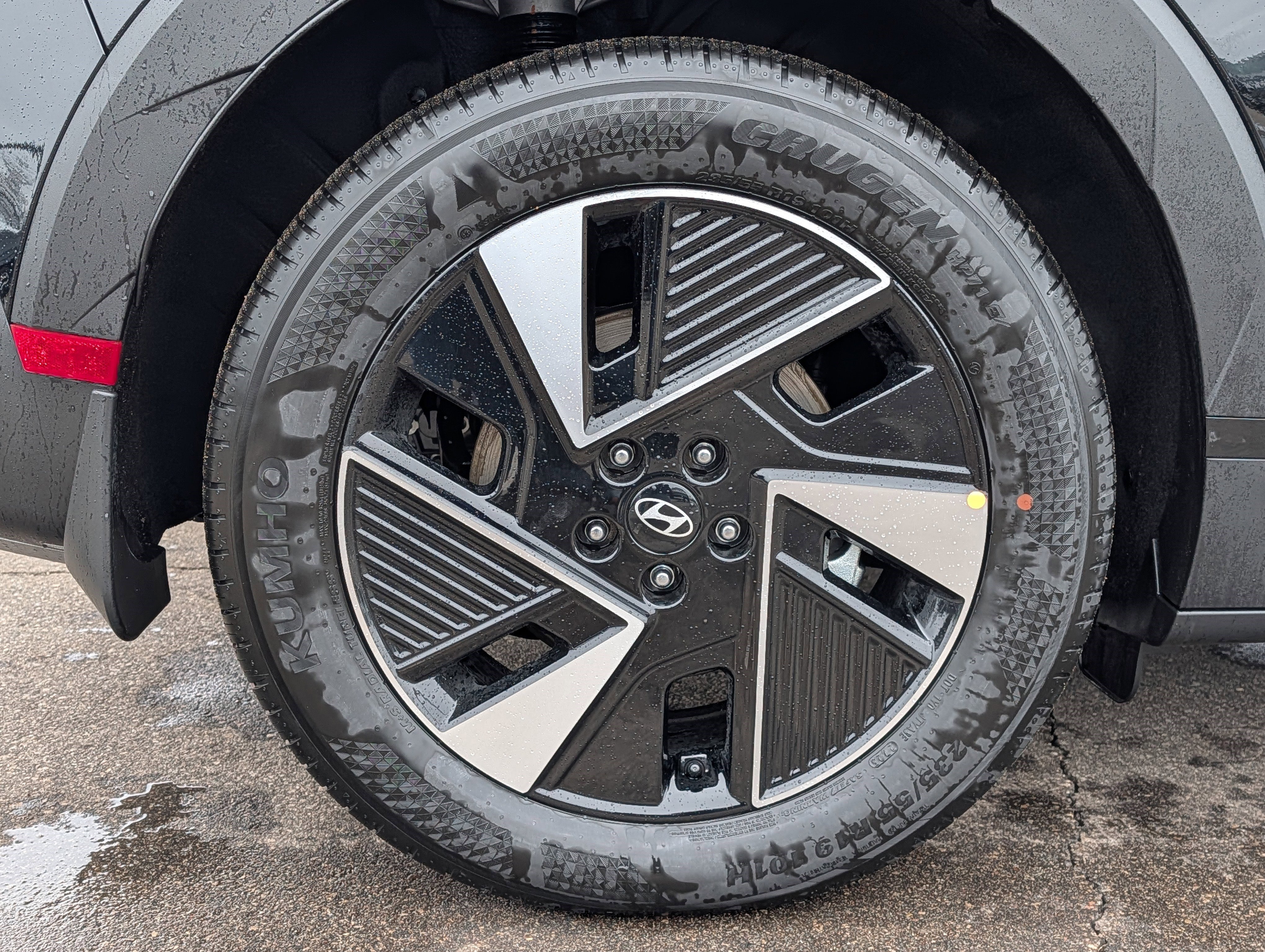 New 2026 Hyundai Ioniq 5 SEL image 5