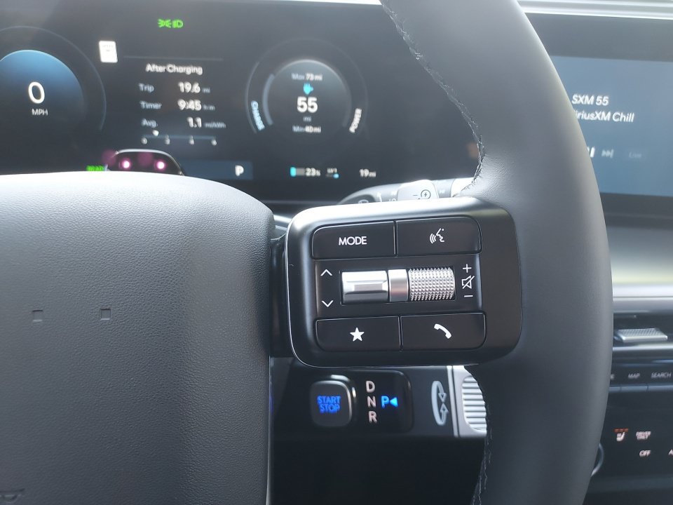 New 2026 Hyundai Ioniq 9 SE AWD/4WD image 25