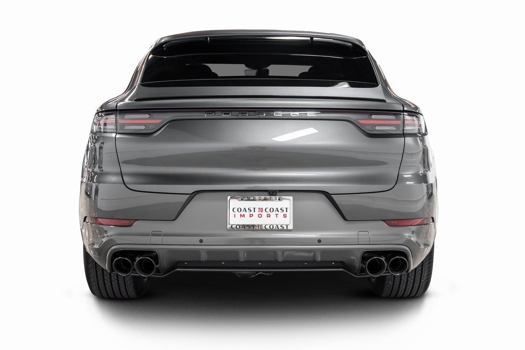 Used 2021 Porsche Cayenne Coupe image 17