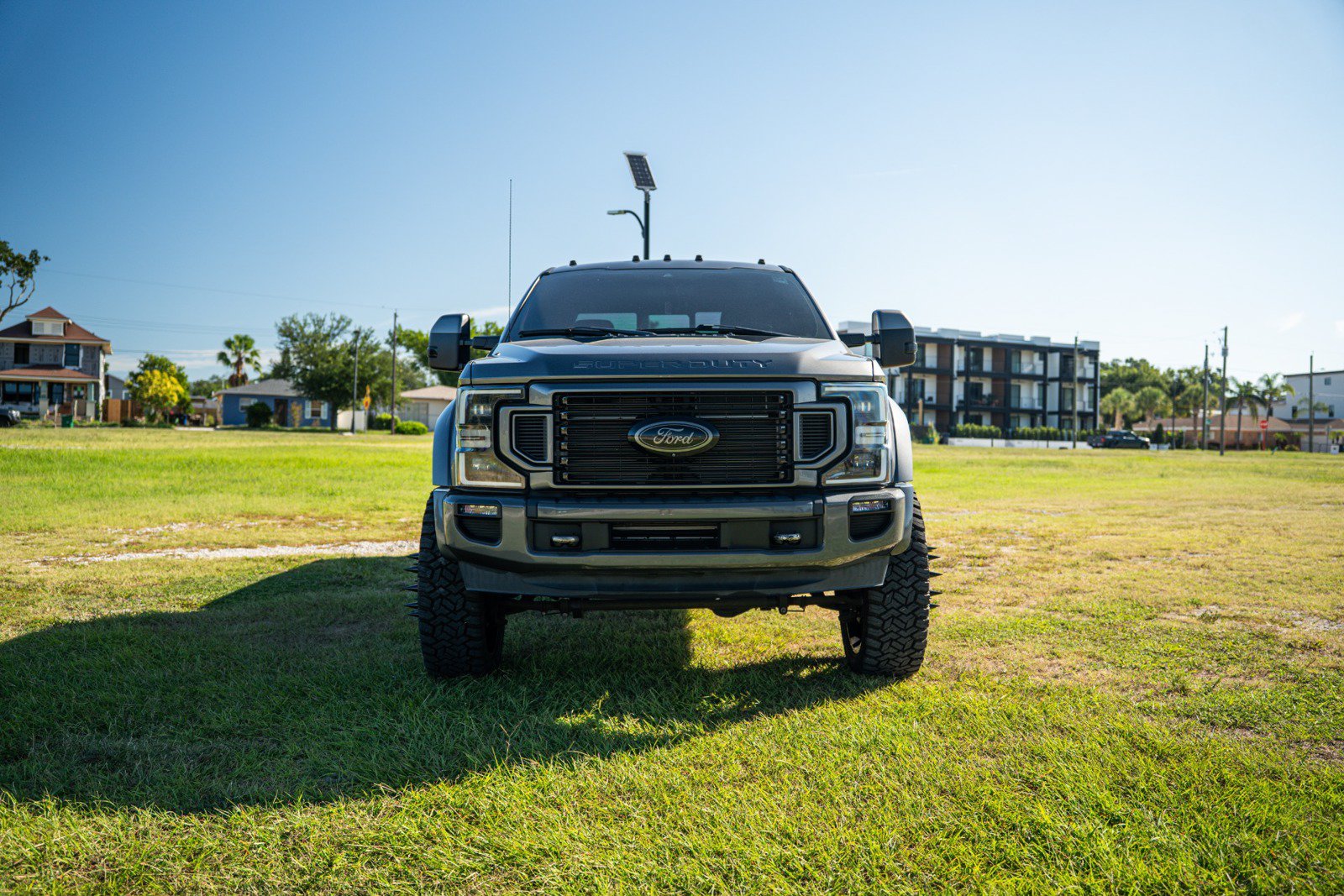 Used 2021 Ford F450 Platinum AWD/4WD image 3