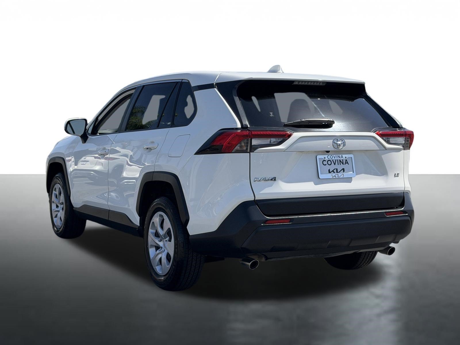 Used 2023 Toyota RAV4 LE FWD image 6