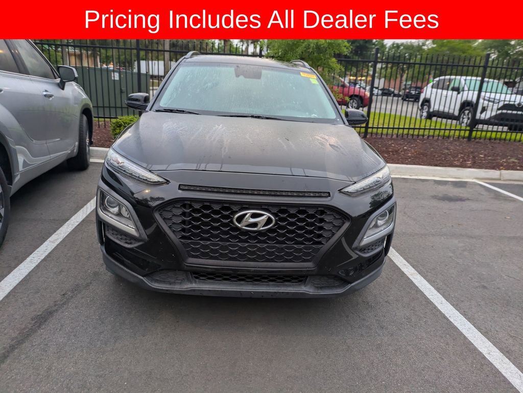 Used 2020 Hyundai Kona SEL FWD image 2