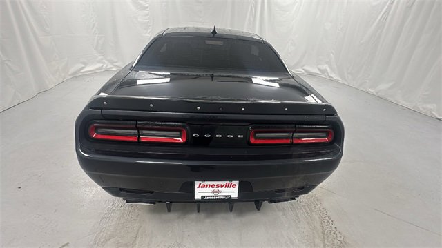 Used 2016 Dodge Challenger R/T Scat Pack image 4