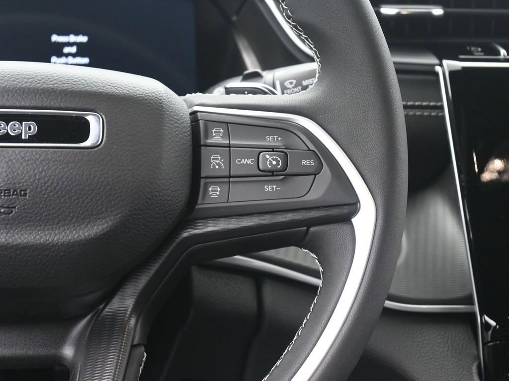 New 2025 Jeep Grand Cherokee Laredo X image 29