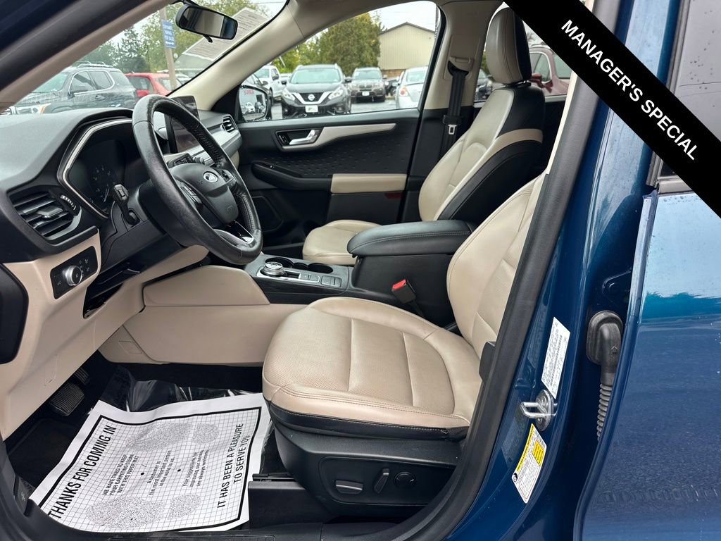 Used 2020 Ford Escape SEL image 12